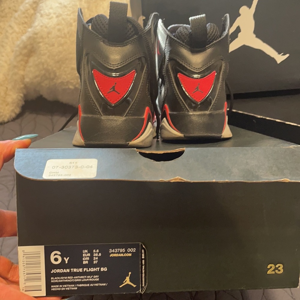 Jordan True Flight - image 2